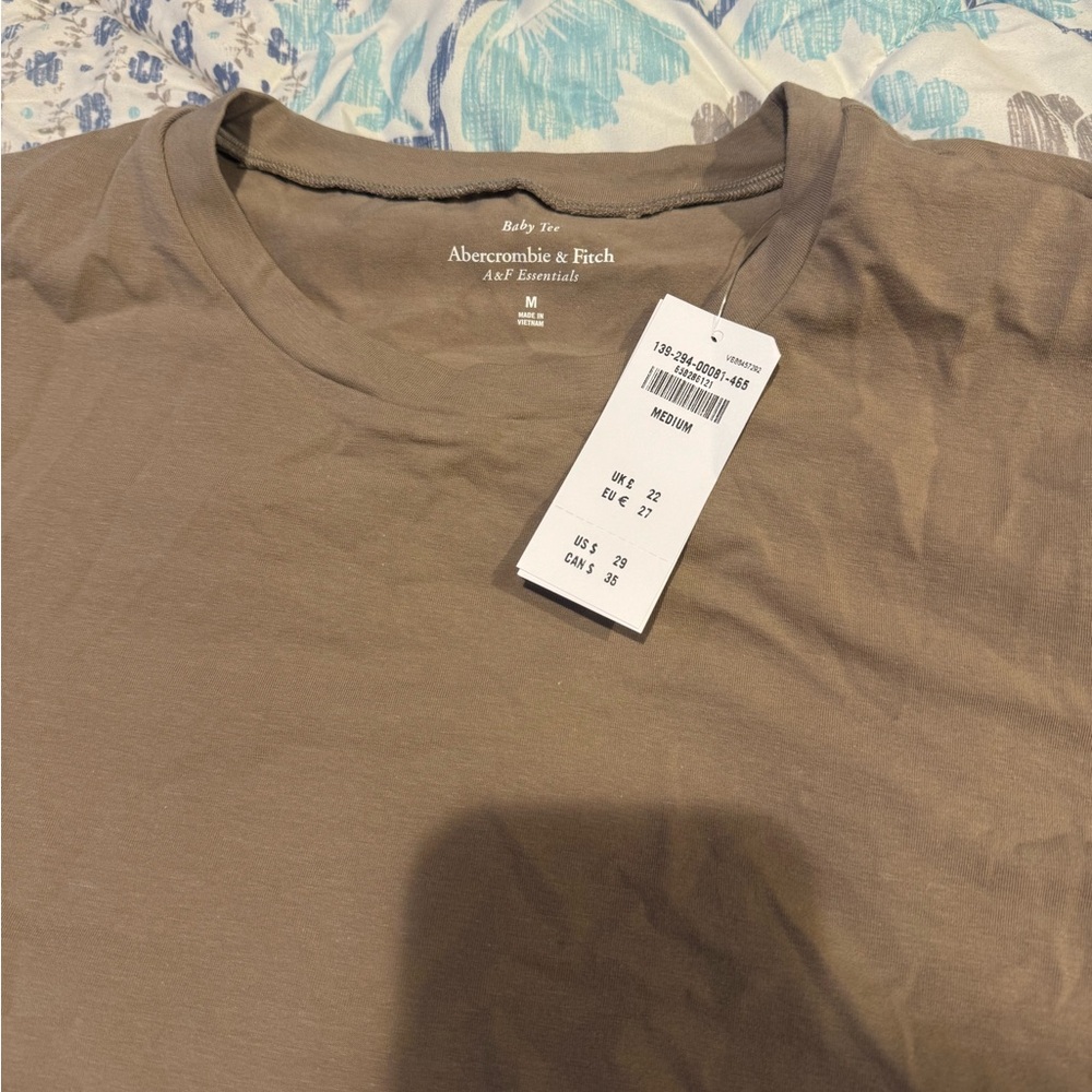 Abercrombie & Fitch Brown Short Sleeve Tee